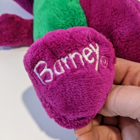 2/$20 Vintage 1992 Barney plush 12” - Picture 7 of 10
